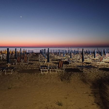 Appartamento Felicia San Benedetto del Tronto Esterno foto
