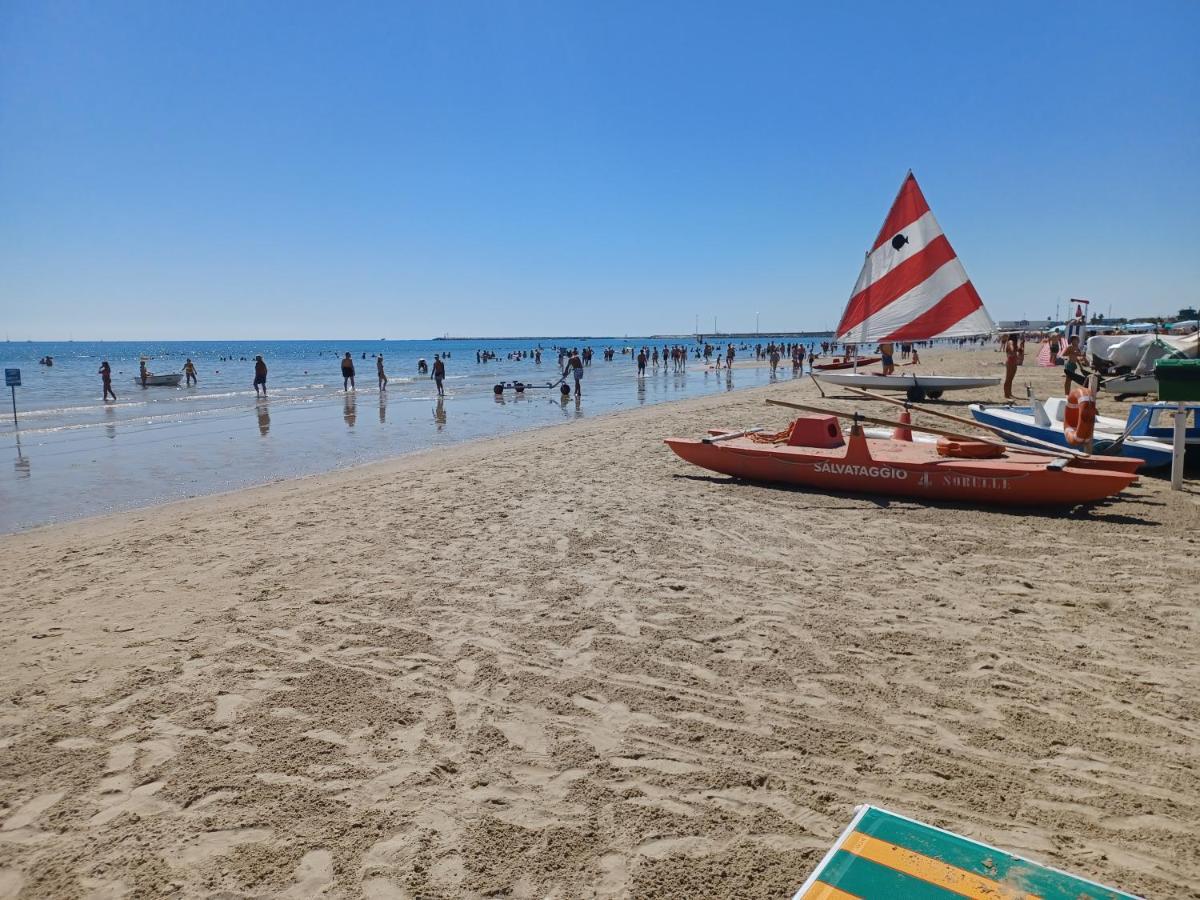 Appartamento Felicia San Benedetto del Tronto Esterno foto