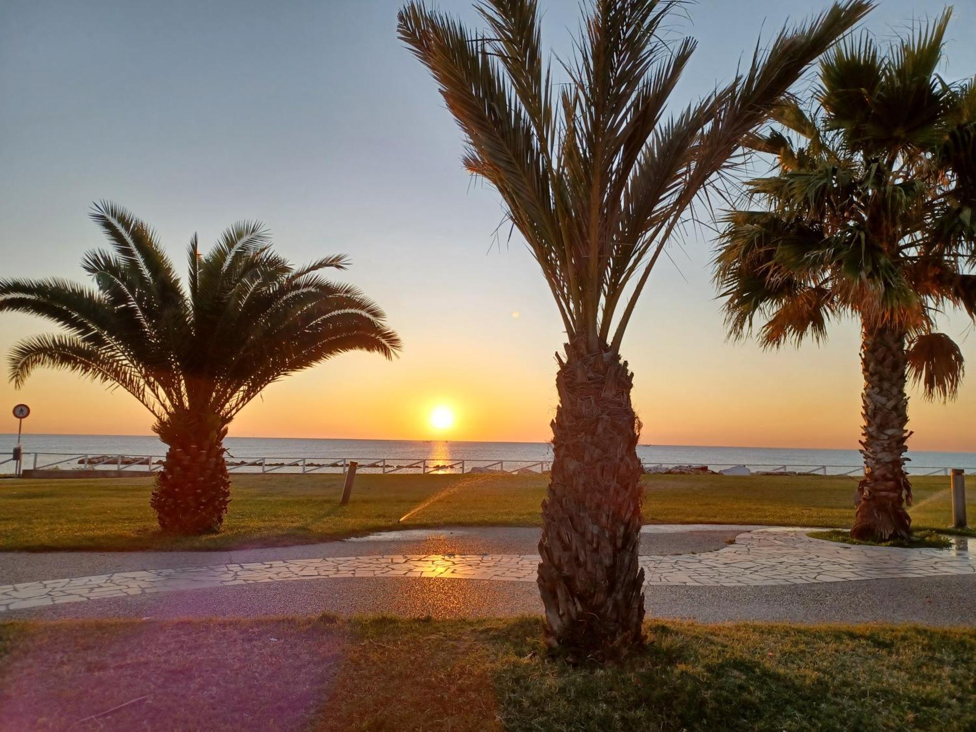 Appartamento Felicia San Benedetto del Tronto Esterno foto
