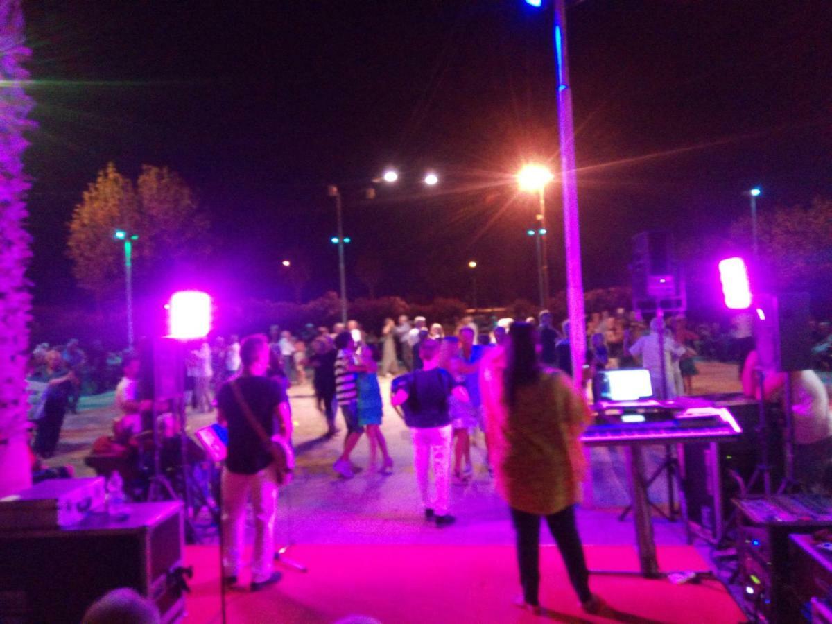 Appartamento Felicia San Benedetto del Tronto Esterno foto