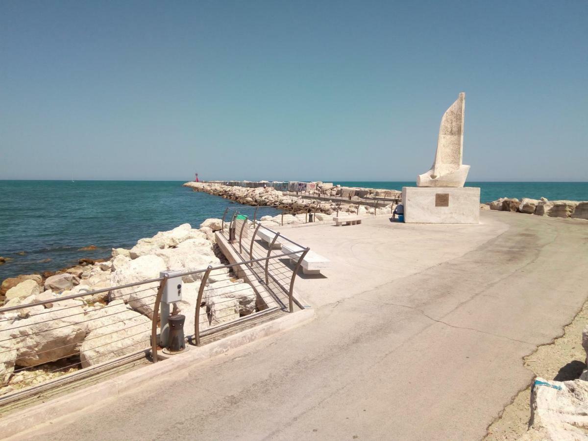 Appartamento Felicia San Benedetto del Tronto Esterno foto